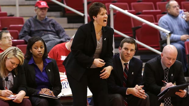 kelly-greenberg-boston-coaches-story.jpg